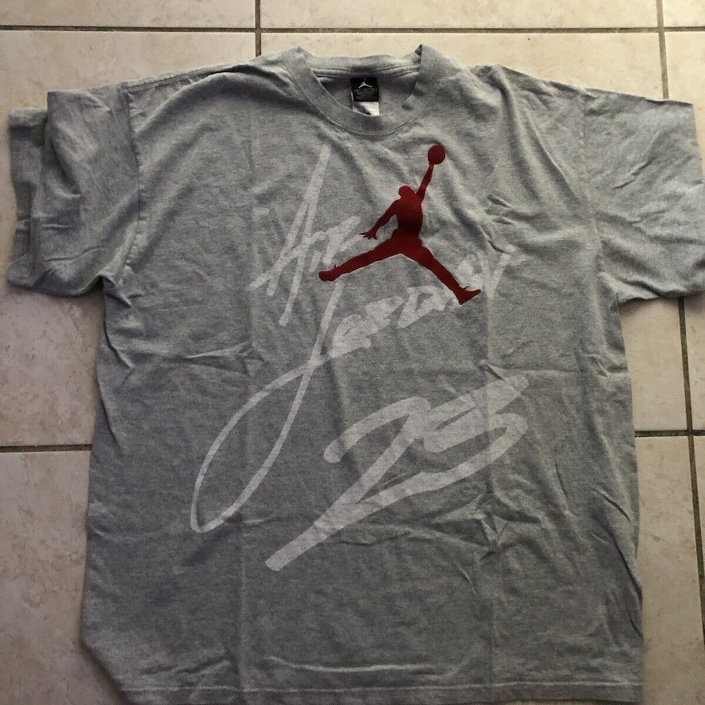 Michael Jordan 23 Nike Size XL Grey Air Jordan 23 Vintage T-Shirt RN56323